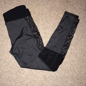 Urban active leopard print and mesh leggings
